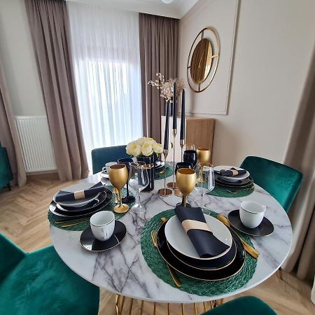 Apartamenty Hallera 4 Jarocin Exteriör bild