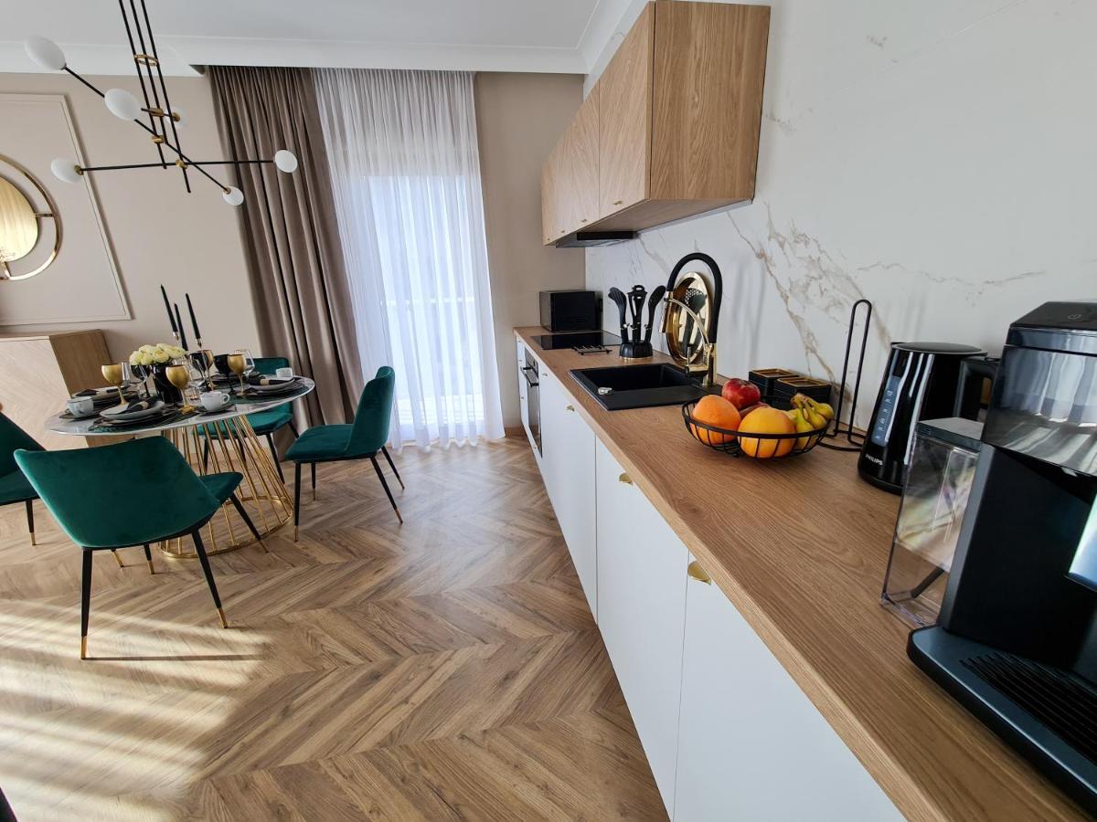 Apartamenty Hallera 4 Jarocin Exteriör bild