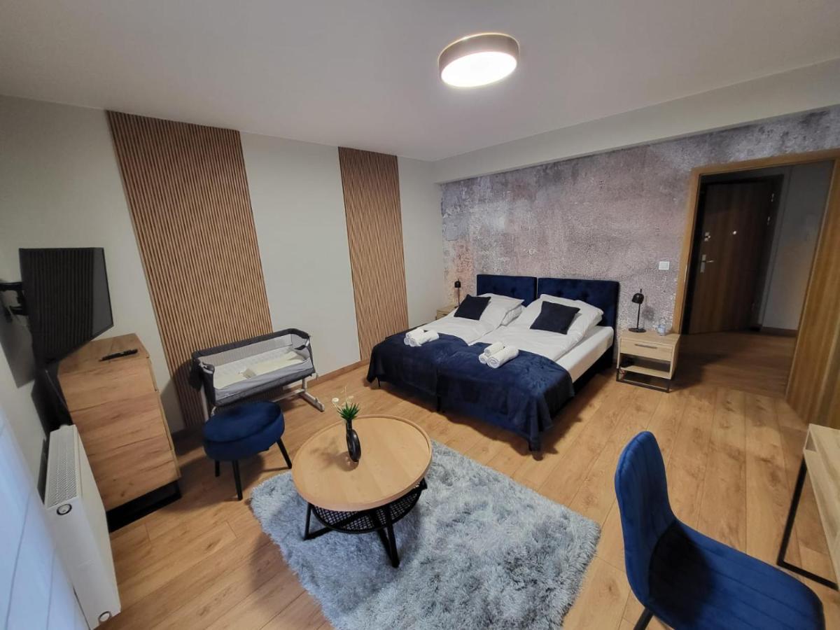 Apartamenty Hallera 4 Jarocin Exteriör bild