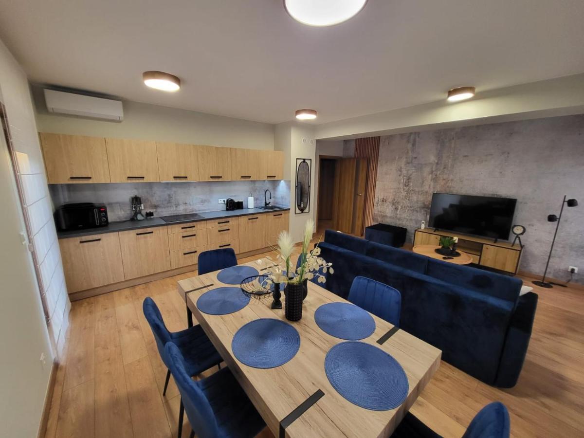 Apartamenty Hallera 4 Jarocin Exteriör bild